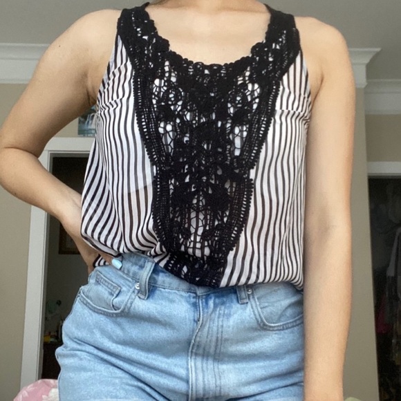 GENTLE FAWN Black White Striped Lace Mesh Tank - Picture 2 of 5
